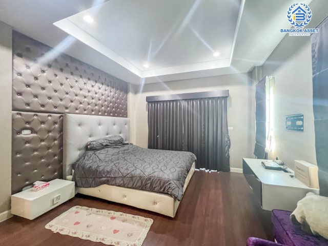 *****บ้านเดี่ยวมือสองย่านนนทบุรี ม.บุราสิริ งามวงศ์วาน-ประชาชื่น เนื้อที่มากถึง 52.5 ตร.ว. ฟังก์ชัน 3 ห้องนอน 3 ห้องน้ำ 2 ที่จอดรถ บ้านสภาพใหม่ ไม่เคยเข้าอยู่ แถมฟรี! 2 เครื่องปรับอากาศ บนทำเลดี ใกล้รถไฟฟ้าสายสีม่วง "สถานีศูนย์ราชการนนทบุรี" และทางด่วน "งามวงศ์วาน"